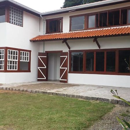 Chacara Com Wi-Fi, Churrasqueira E Lazer Em 库尼亚 外观 照片
